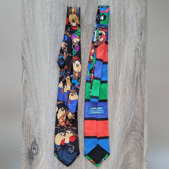 Vintage Looney Tunes x USPS Stamp Collection series Neck Tie Set - Picture 8 of 8